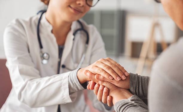 When Should You See a Gut Health Practitioner Instead of Self-Treating?